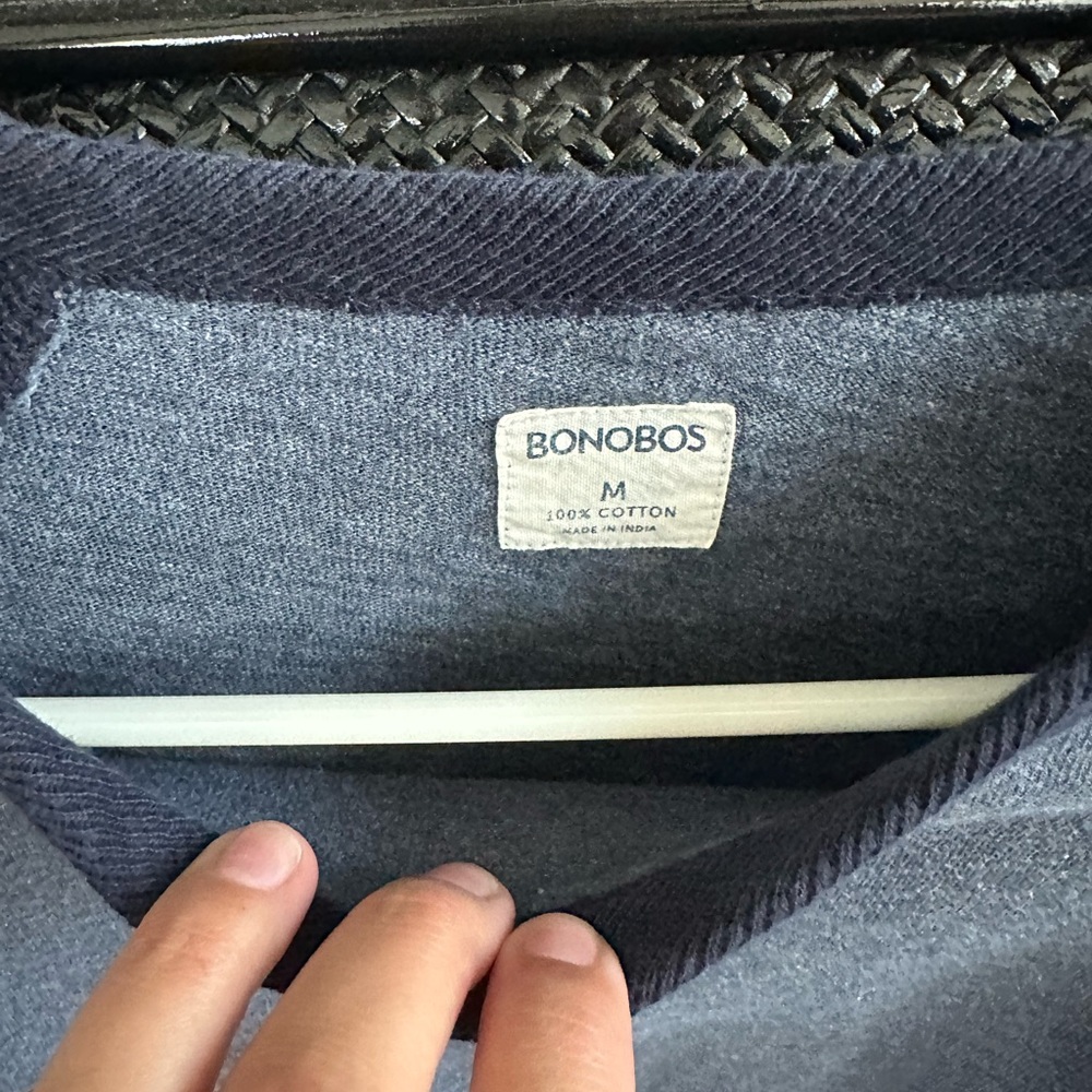 Bonobos pullover. - Picture 2 of 2
